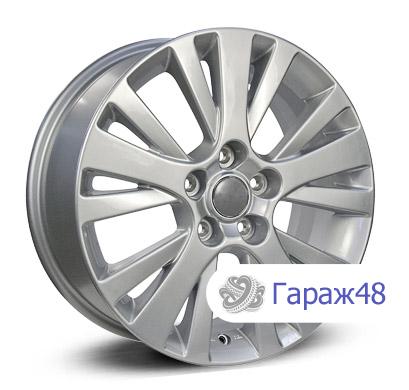 Replica Ma3H R17 / 7J PCD 5x114.3 ET 55 ЦО 67.1 Литые Серебристый